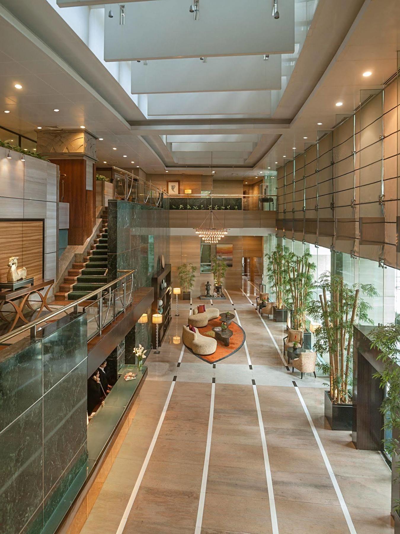 סן פדרו מקאטי Fraser Place Manila מראה חיצוני תמונה